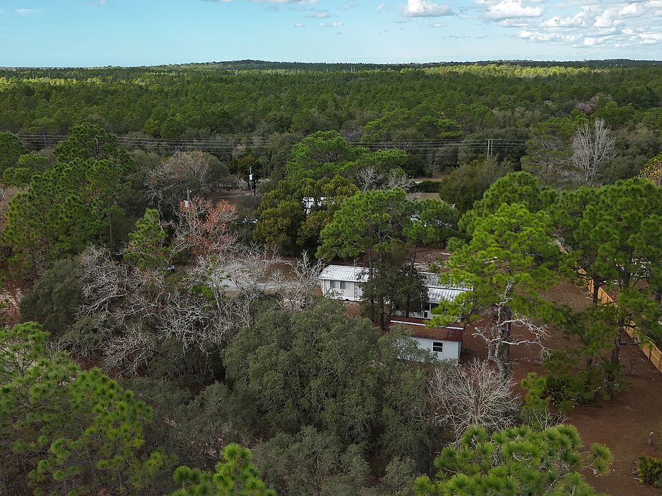 Special location backs up to State Forest