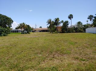 1140 SE 13th Ter, Cape Coral, FL 33990