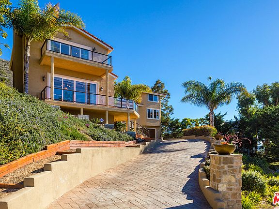 2nd image of 11486 Tongareva St