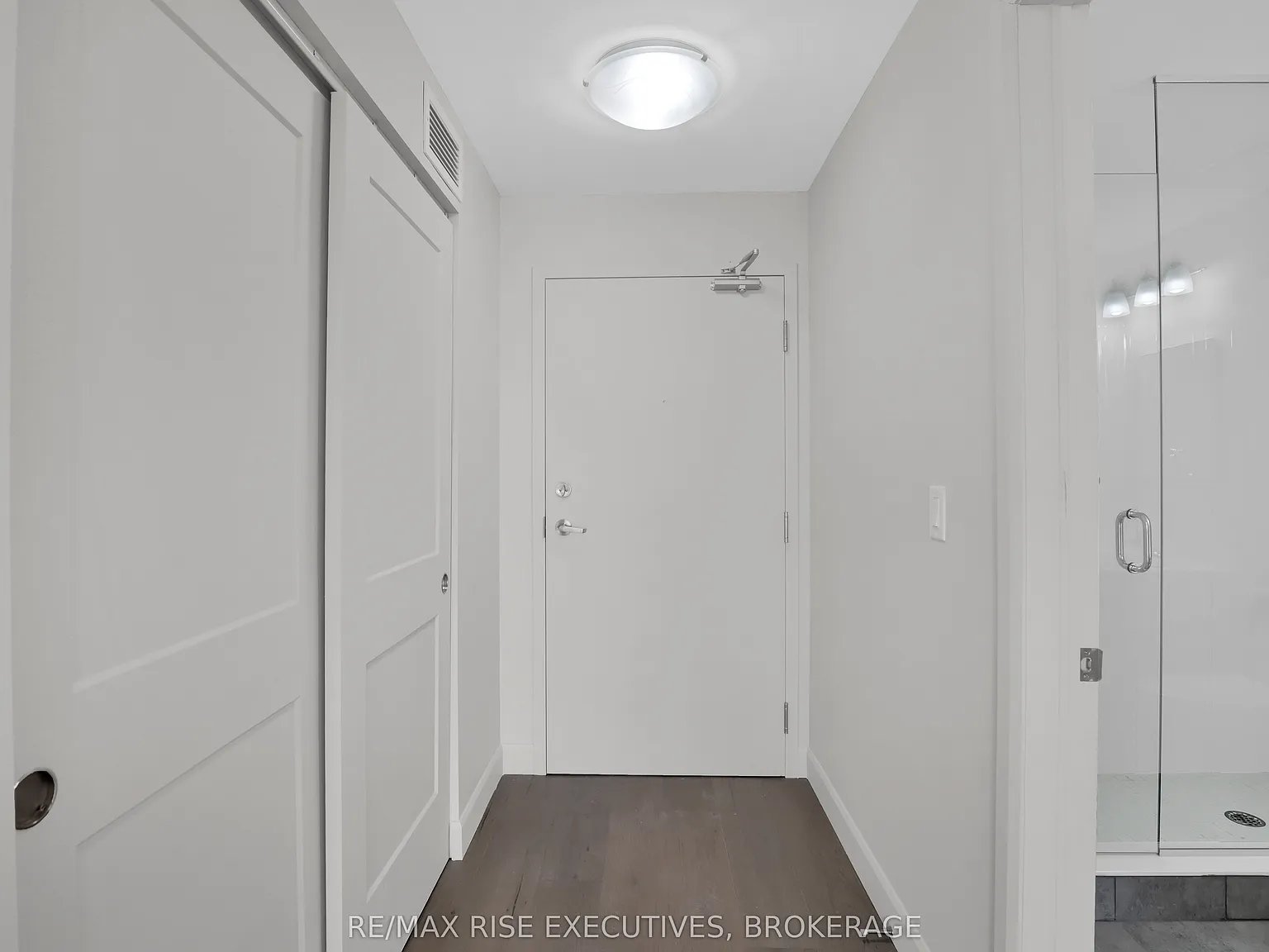 2 bed, $2,350 — Photo 3