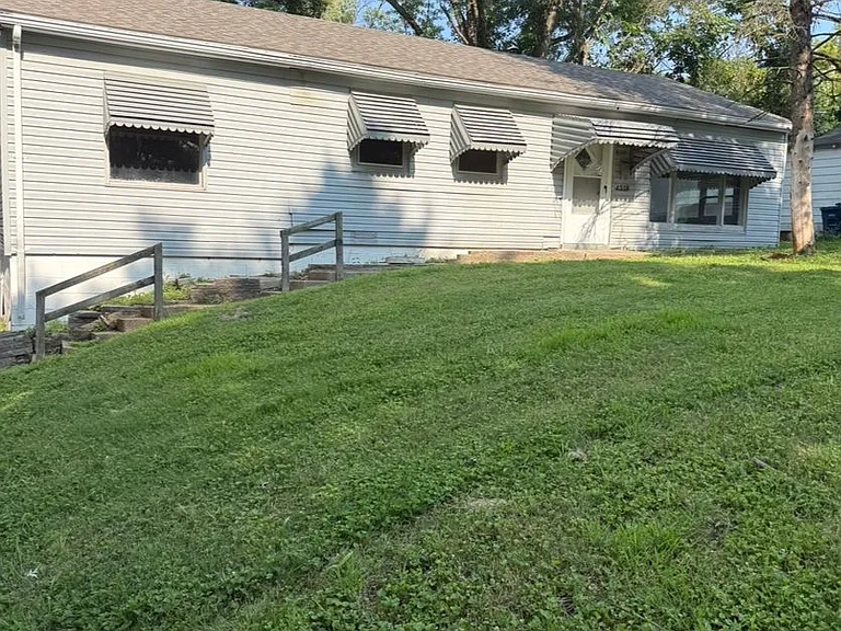 4318 Rozier Dr — Photo 1