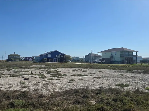 246 Kingfish Dr, Rockport, TX 78382