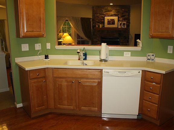 Kitchen 1