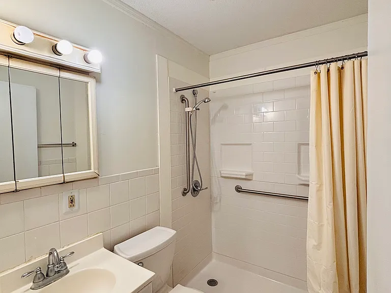 148 Maryville Cir #148 — Photo 2