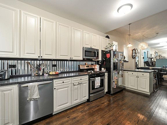 4th image of 1709 N Kimball Ave