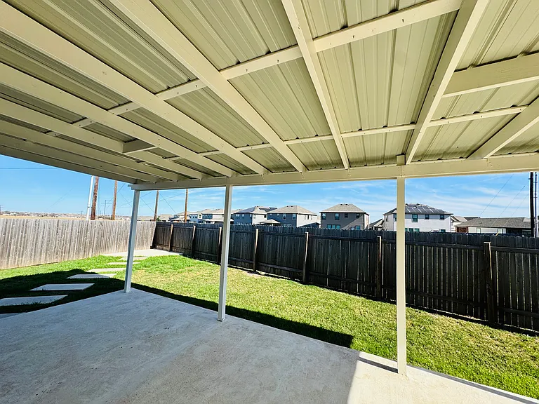143 Peony Ln — Photo 12