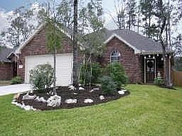 2nd image of 18 Garden Lodge Pl
