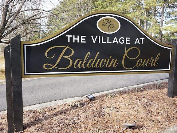 2nd image of 411 Baldwin Rd