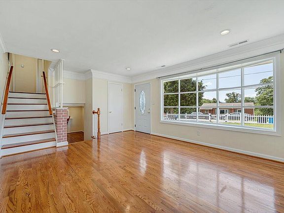 5th image of 5033 Morwanda St NW