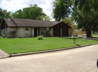 6375 French Chateau Dr, Houston, TX 77088