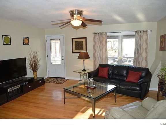 3rd image of 6647 Cortena Dr