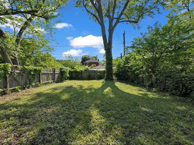 353 Indian Rd #3 — Photo 32