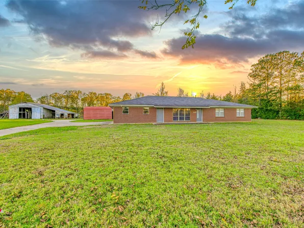 345 King Orchard Rd, Springhill, LA 71075
