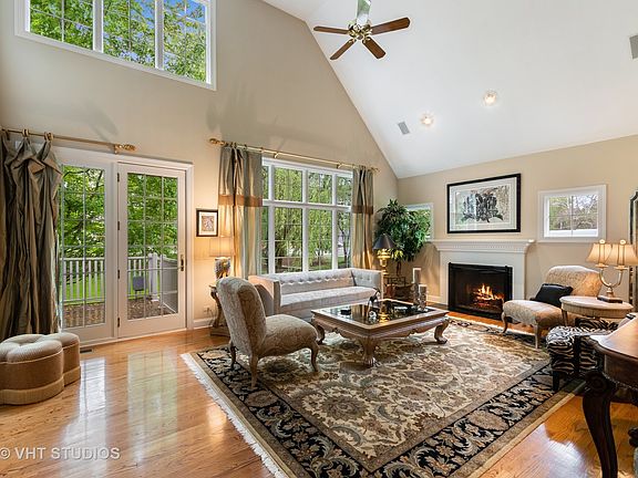 3rd image of 1404 Cress Creek Ct