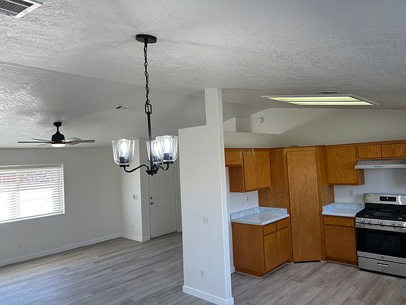 Open kitchen, dining room, living room area