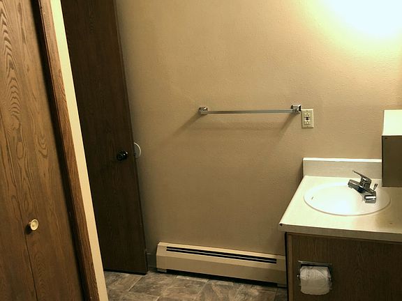 4th image of 344 Wallace St APT B12