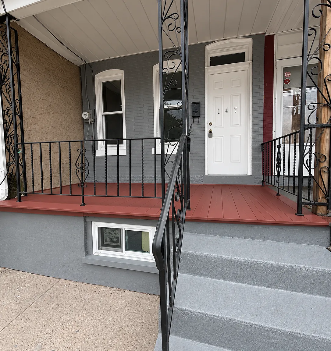 4 bed, 1132 sqft, $2,300 — Photo 1