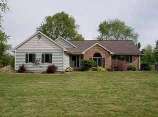 600 Moore Dr, Troy, IL 62294
