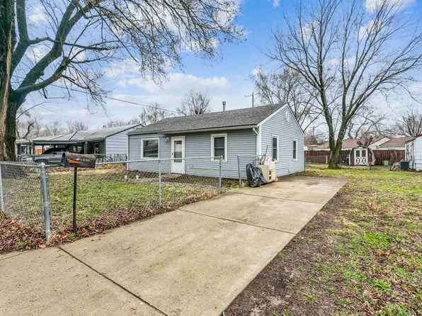 4533 S Elmhurst St, Wichita, KS 67216