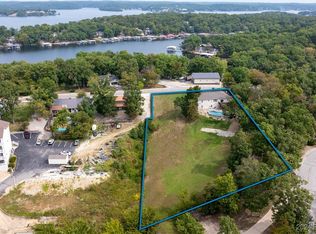 2042 Bittersweet Rd, Lake Ozark, MO 65049