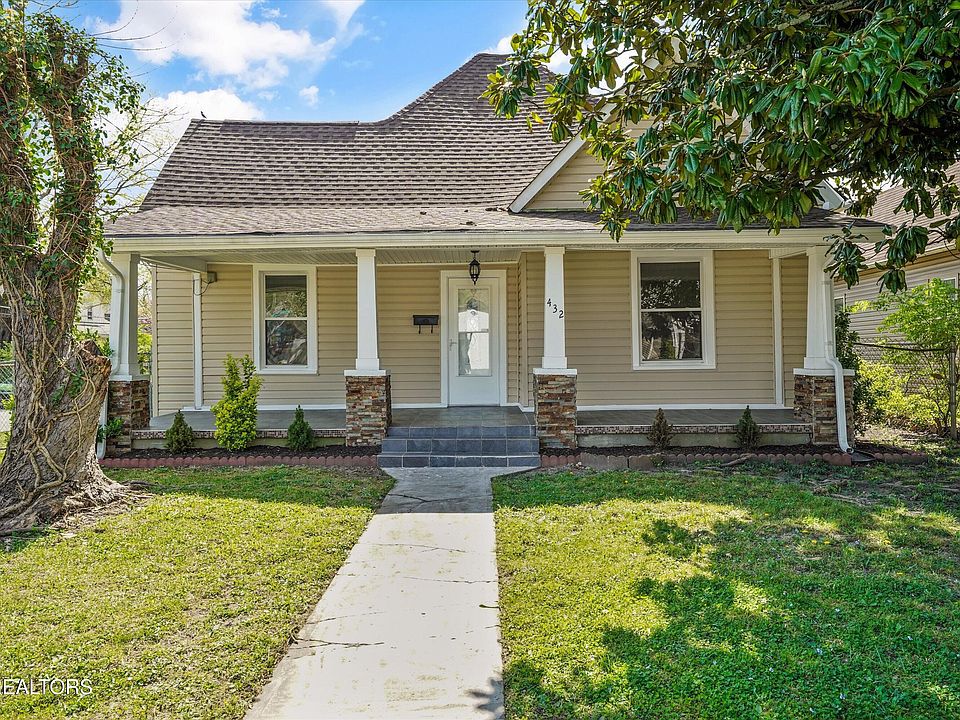 1st image of 432 E Springdale Ave