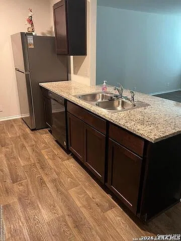 3 bed, 2.0 bath, 1151 sqft, $1,500 — Photo 4