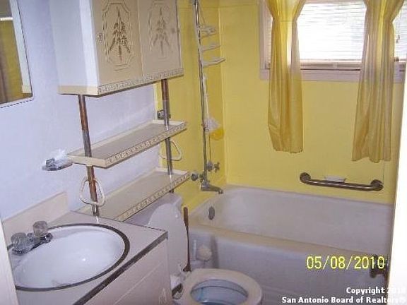 5th image of 238 Harwood Dr