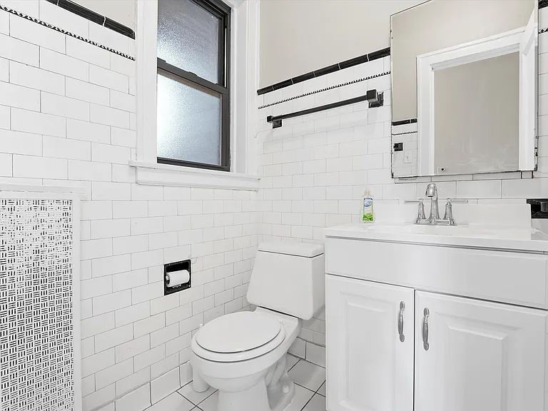 42 Lawton Rd #2 — Photo 16