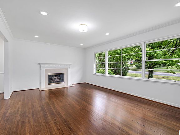 5th image of 1101 Lido Dr