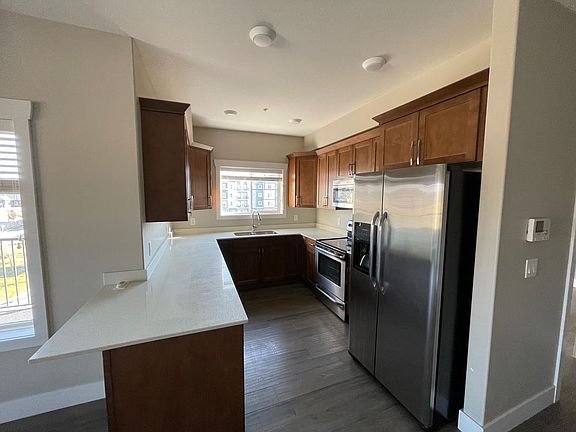 4th image of 311 105th Ave #11205
