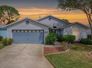 835 Old Oaks Ln, Leesburg, FL 34748