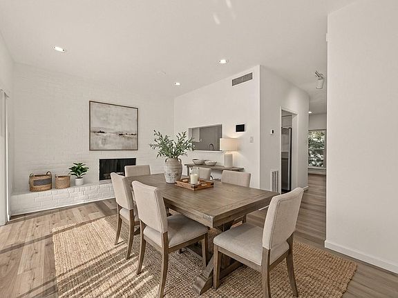 5th image of 1803 Stoney Brook Drive #108