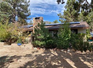 1129 W North Shore Dr, Big Bear City, CA 92314