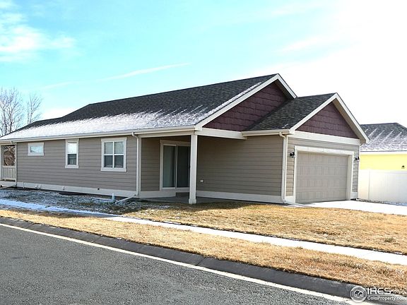 3rd image of 4201 Laurel Dr