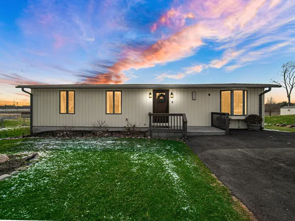 10740 Forestdale St, Saint John, IN 46373