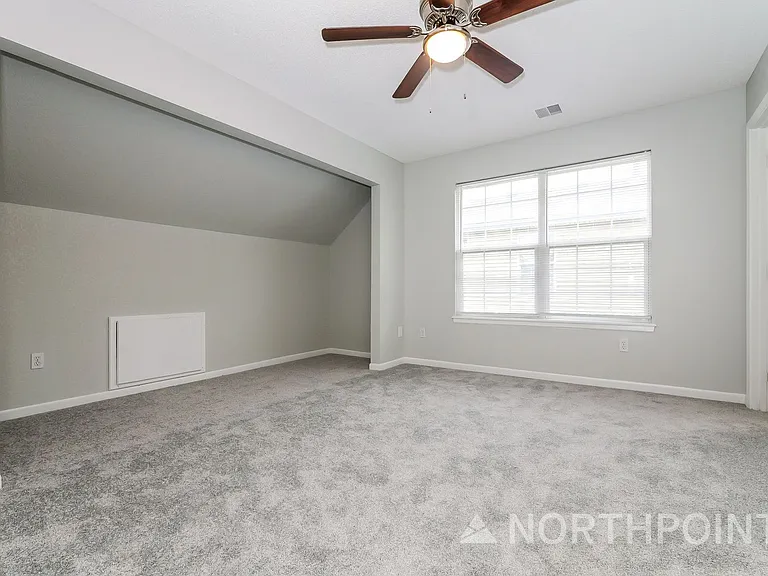 4211 Woodland Ave — Photo 8