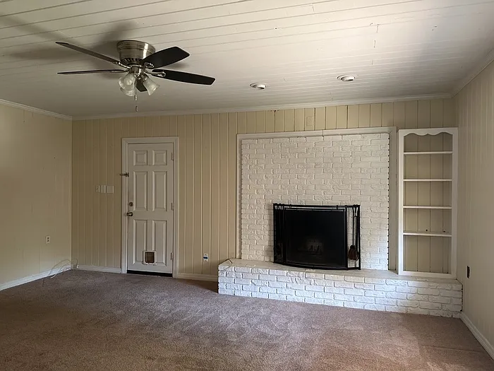 815 W Plymouth St — Photo 13