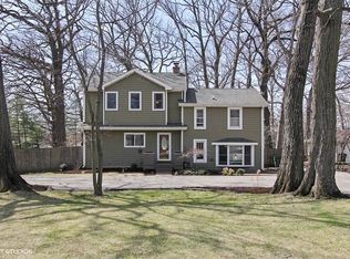 16015 W Buckley Rd, Libertyville, IL 60048