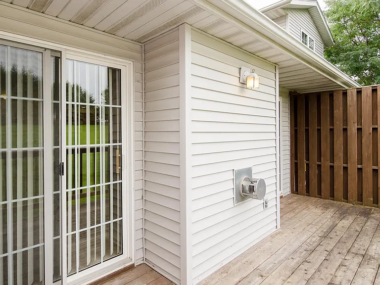 2613 Rushmore Dr — Photo 21