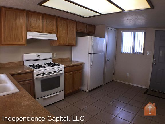 5th image of 88 Parque De Oeste Dr APT C