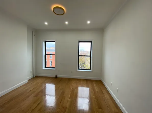 172 Union Street image 9 of 21