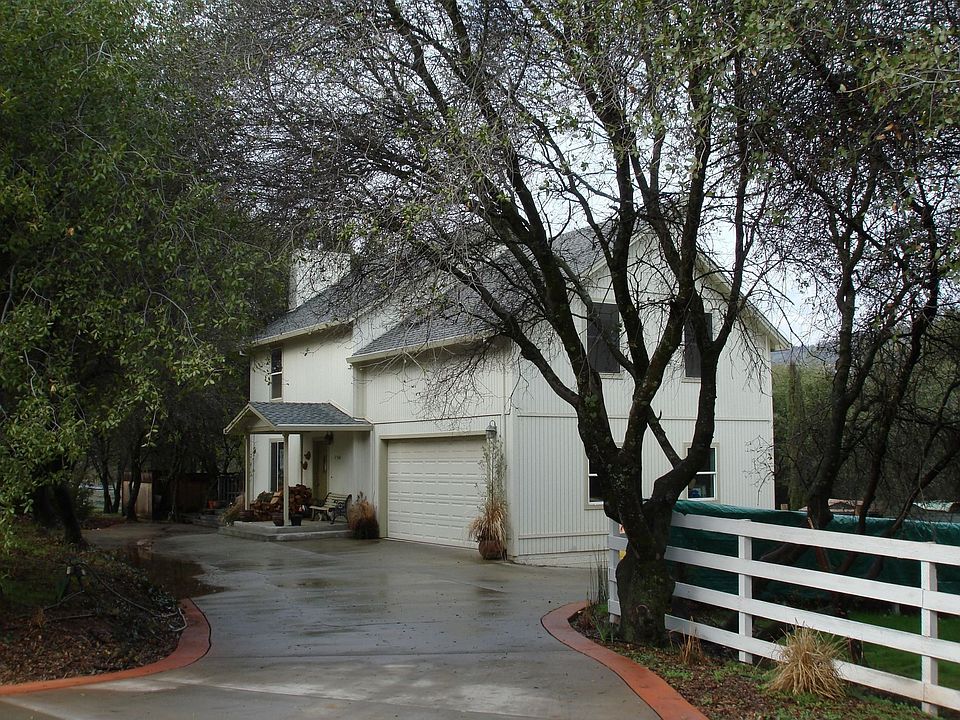 circular drive-way