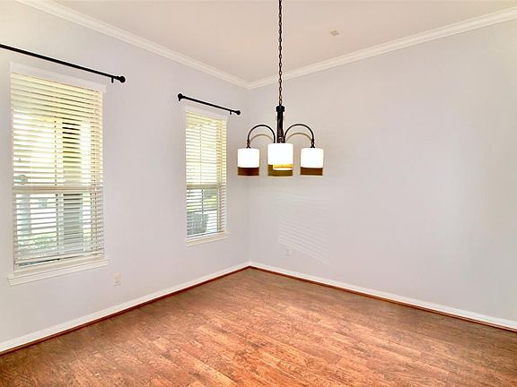 4th image of 8603 Valiant Knolls Dr