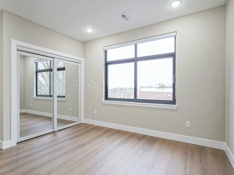4432 Wingate St #205 — Photo 8