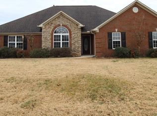 16867 Mulberry Ln, Athens, AL 35613