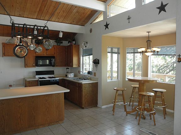5th image of 31603 Panorama Dr