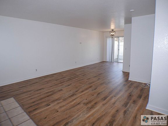 2nd image of 2150 Catalina Blvd