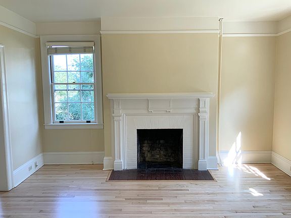 4th image of 540 Presidio Blvd #A