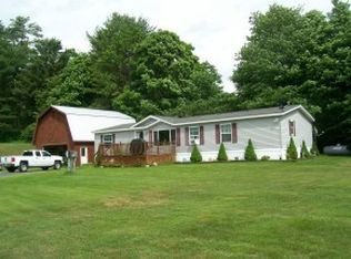 827 Daniels Rd, Pike, NH 03780