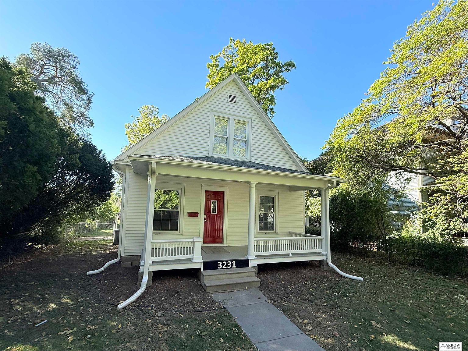 3231 W St, Lincoln, NE 68503 | Zillow